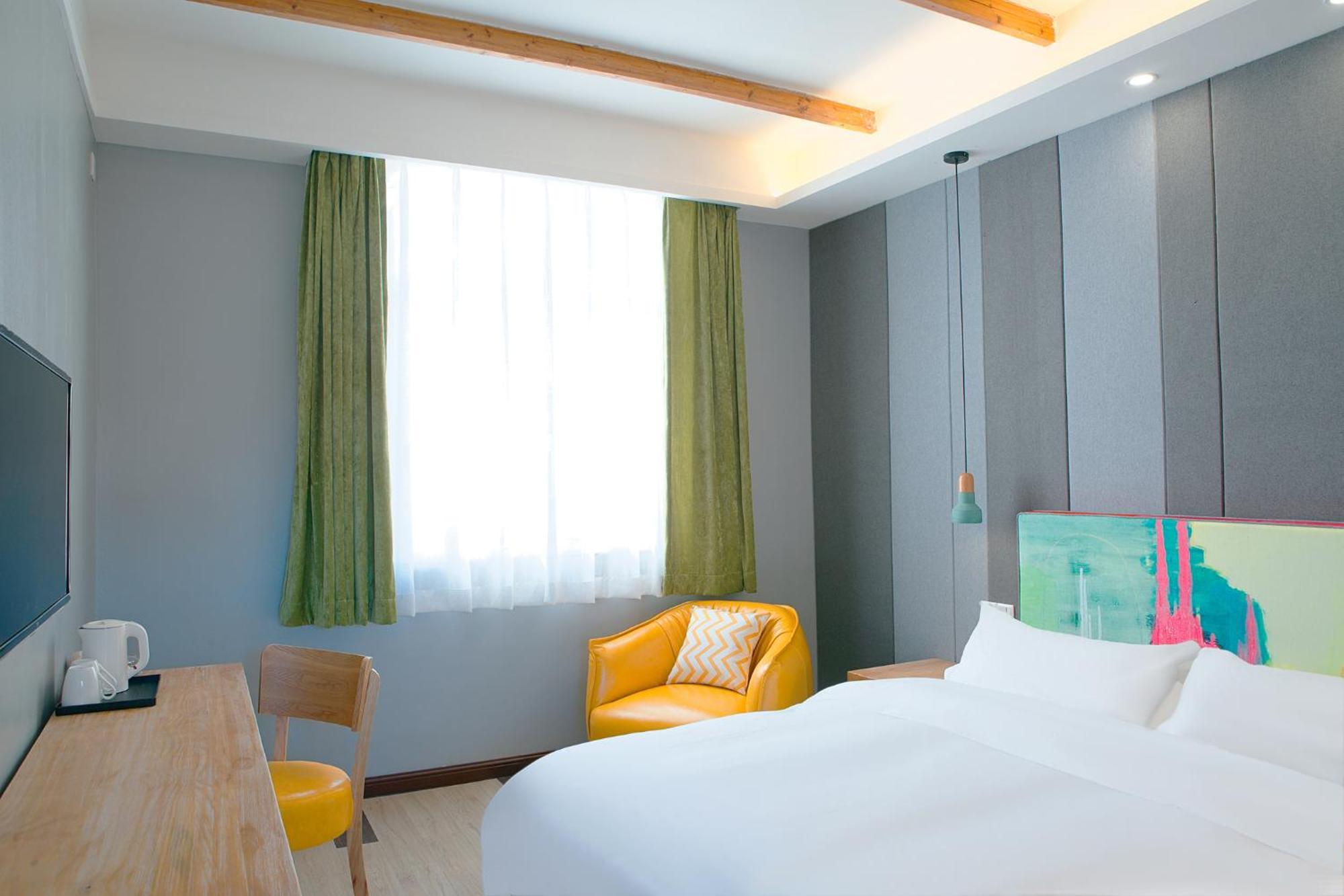 קונמינג The Cloudland International Youth Hostel Close To The City Center,10 Min Walks To The Subway, Close To The Night Market, Old Street, Green Lake, English-Speaking Service, Free Activity Convenient Payment And Visa Cards Are Accepted מראה חיצוני תמונה