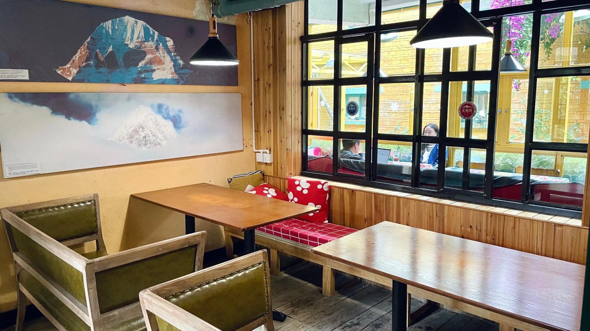 קונמינג The Cloudland International Youth Hostel Close To The City Center,10 Min Walks To The Subway, Close To The Night Market, Old Street, Green Lake, English-Speaking Service, Free Activity Convenient Payment And Visa Cards Are Accepted מראה חיצוני תמונה